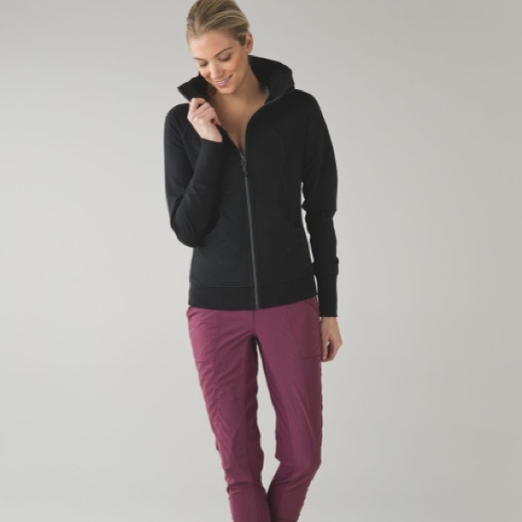 lululemon athletica Tops - 🚨50% OFF🚨 Lululemon Scuba Hoodie III